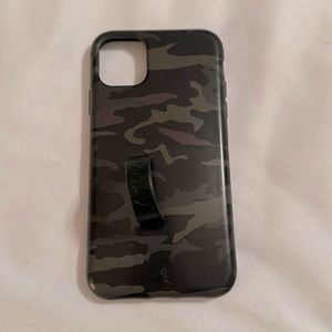 iPhone 11 Camo Loopy
